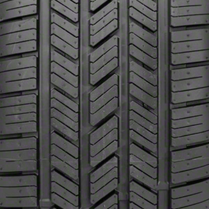 Full-season P275/55R20 111S passenger tires