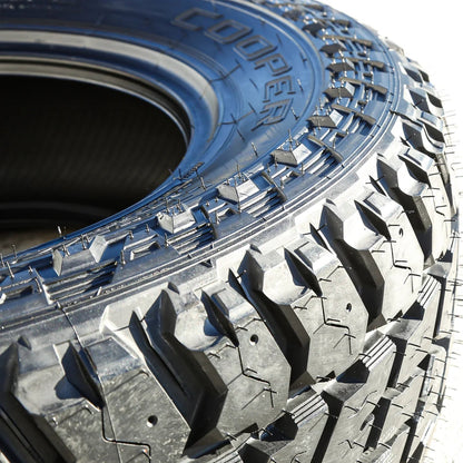 Set of 4 (FOUR) Cooper Discoverer S/T Maxx LT 275/70R18 125/122Q E 10 Ply MT M/T Mud Tires