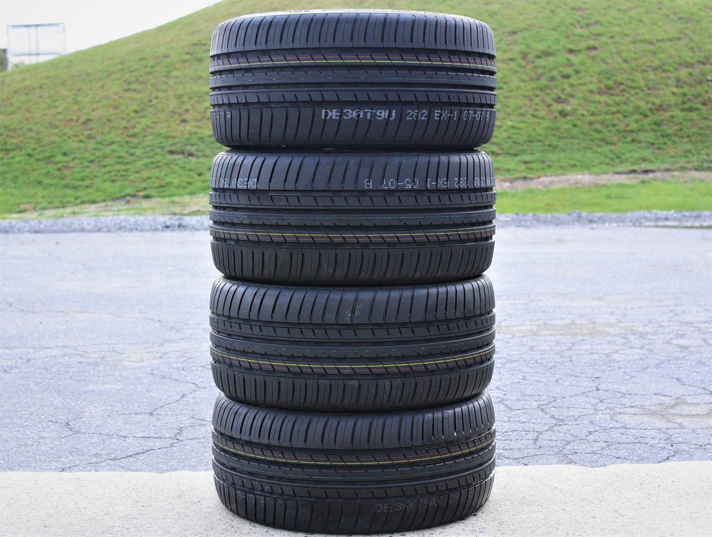 A pair of 2 (2 275/35R20 102Y ZR XL A/S performance tires fit: 2005 Bentley Continental GT, 2006-07 Bentley Continental Flying Spur